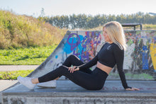 Afbeelding in Gallery-weergave laden, Highwaist sportlegging "Better in black" (zwart)