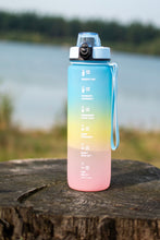 Afbeelding in Gallery-weergave laden, Motiverende waterfles met fruitfilter / Proteïne shaker Cotton Candy

