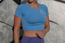 Afbeelding in Gallery-weergave laden, Crop top Ocean breeze (blauw)

